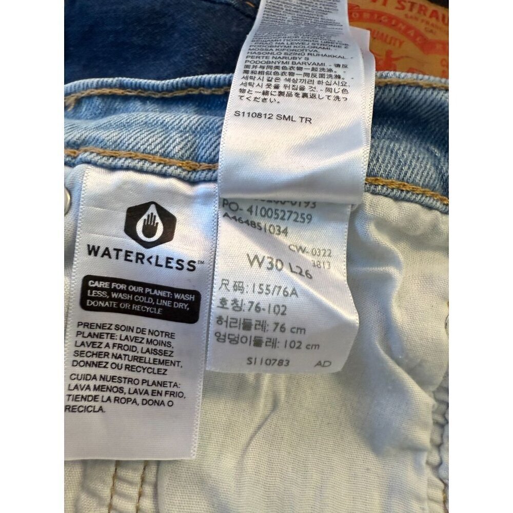 Levi's Women's 501 Light Blue Mom Style Fit Jeans Size 30WX26L - Picture 6 of 11
